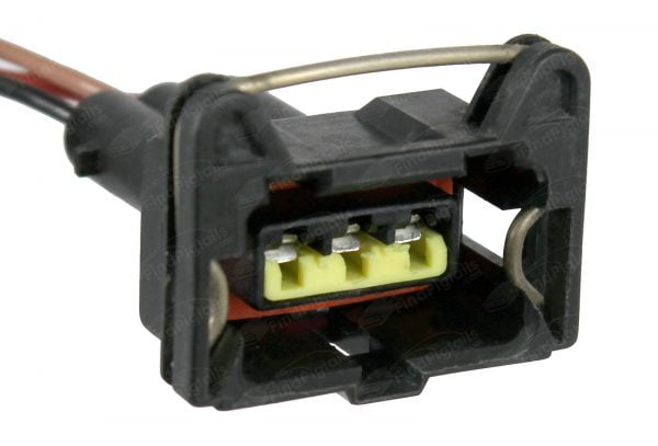 B33C3 is a 3-pin automotive connector which serves at least 4 functions for 1+ vehicles.