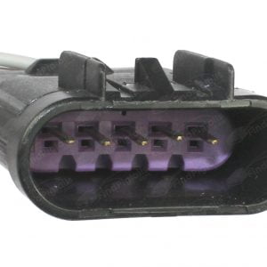 C14D5 is a 5-pin automotive connector which serves at least 1 functions for 1+ vehicles.