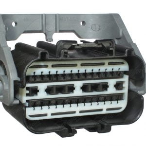 C82B34 is a 15-pin+ automotive connector which serves at least 4 functions for 1+ vehicles.