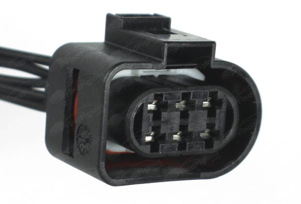 D21C6 is a 6-pin automotive connector which serves at least 2 functions for 1+ vehicles.