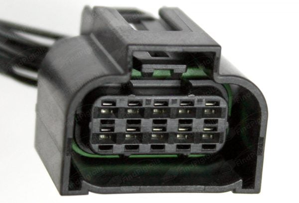 D22D10 is a 10-pin automotive connector which serves at least 1 functions for 1+ vehicles.