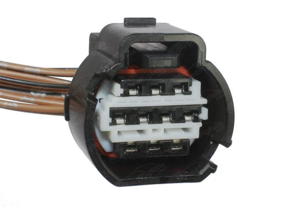 D91B10 is a 10-pin automotive connector which serves at least 12 functions for 1+ vehicles.