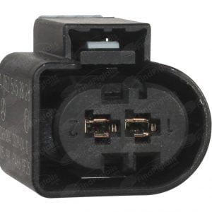 E14B2 is a 2-pin automotive connector which serves at least 86 functions for 1+ vehicles.