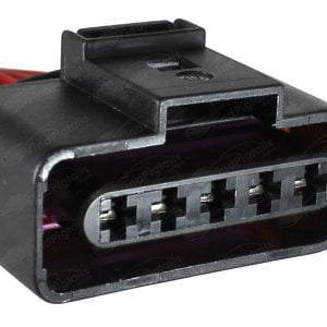 E21B5 is a 5-pin automotive connector which serves at least 1 functions for 1+ vehicles.