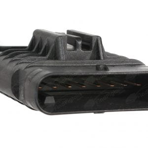 E25C8 is a 8-pin automotive connector which serves at least 1 functions for 1+ vehicles.
