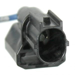 F52B1 is a 1-pin automotive connector which serves at least 3 functions for 1+ vehicles.