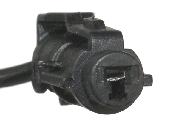 G13B1 is a 1-pin automotive connector which serves at least 1 functions for 1+ vehicles.