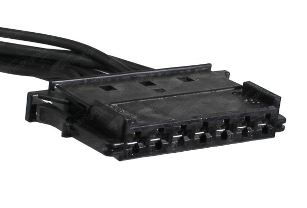 H24C7 is a 7-pin automotive connector which serves at least 1 functions for 1+ vehicles.