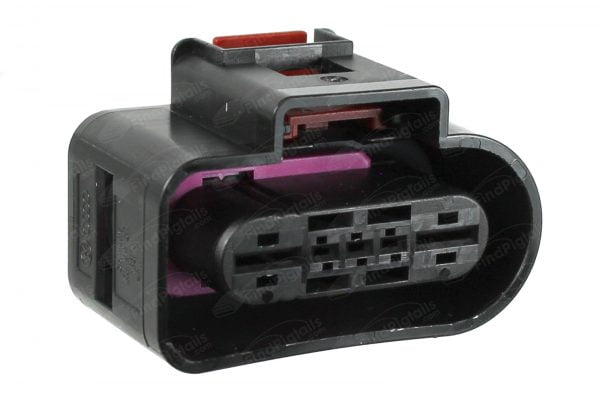 L36A5 is a 5-pin automotive connector which serves at least 1 functions for 1+ vehicles.