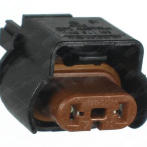 L55B2 is a 2-pin automotive connector which serves at least 51 functions for 1+ vehicles.