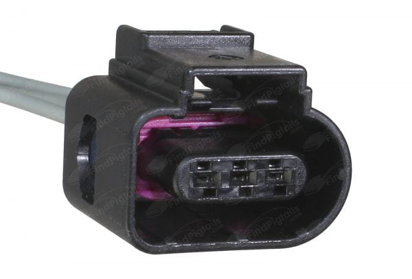 L62B3 is a 3-pin automotive connector which serves at least 377 functions for 1+ vehicles.