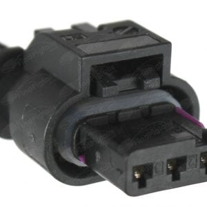 L66A3 is a 3-pin automotive connector which serves at least 177 functions for 68+ vehicles.