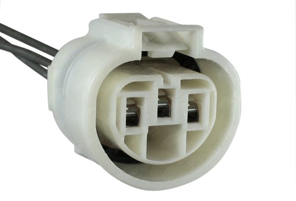 R36A3 is a 3-pin automotive connector which serves at least 18 functions for 7+ vehicles.