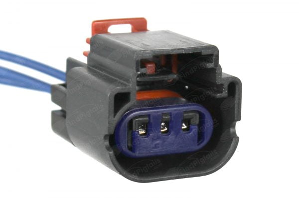 T43C3 is a 3-pin automotive connector which serves at least 20 functions for 1+ vehicles.
