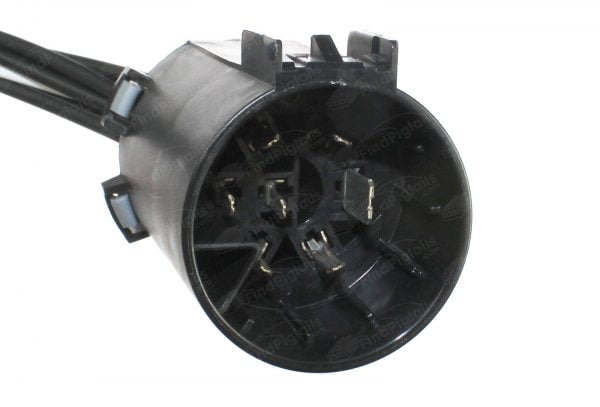 T55B7 is a 7-pin automotive connector which serves at least 1 functions for 1+ vehicles.