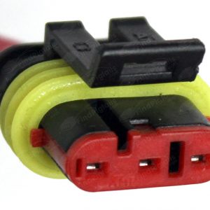 T81B3 is a 3-pin automotive connector which serves at least 26 functions for 1+ vehicles.